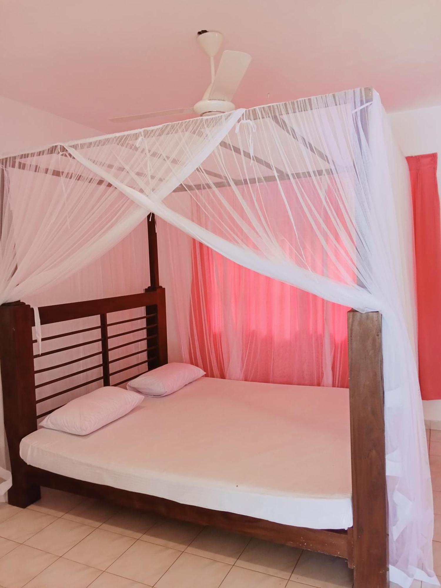 Sihara Rooms & Hostel Matara Exterior photo